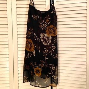 Kendall and Kylie dress size small